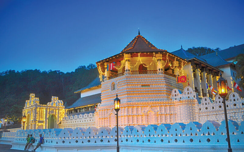 Colombo Airport to Kandy Transfer